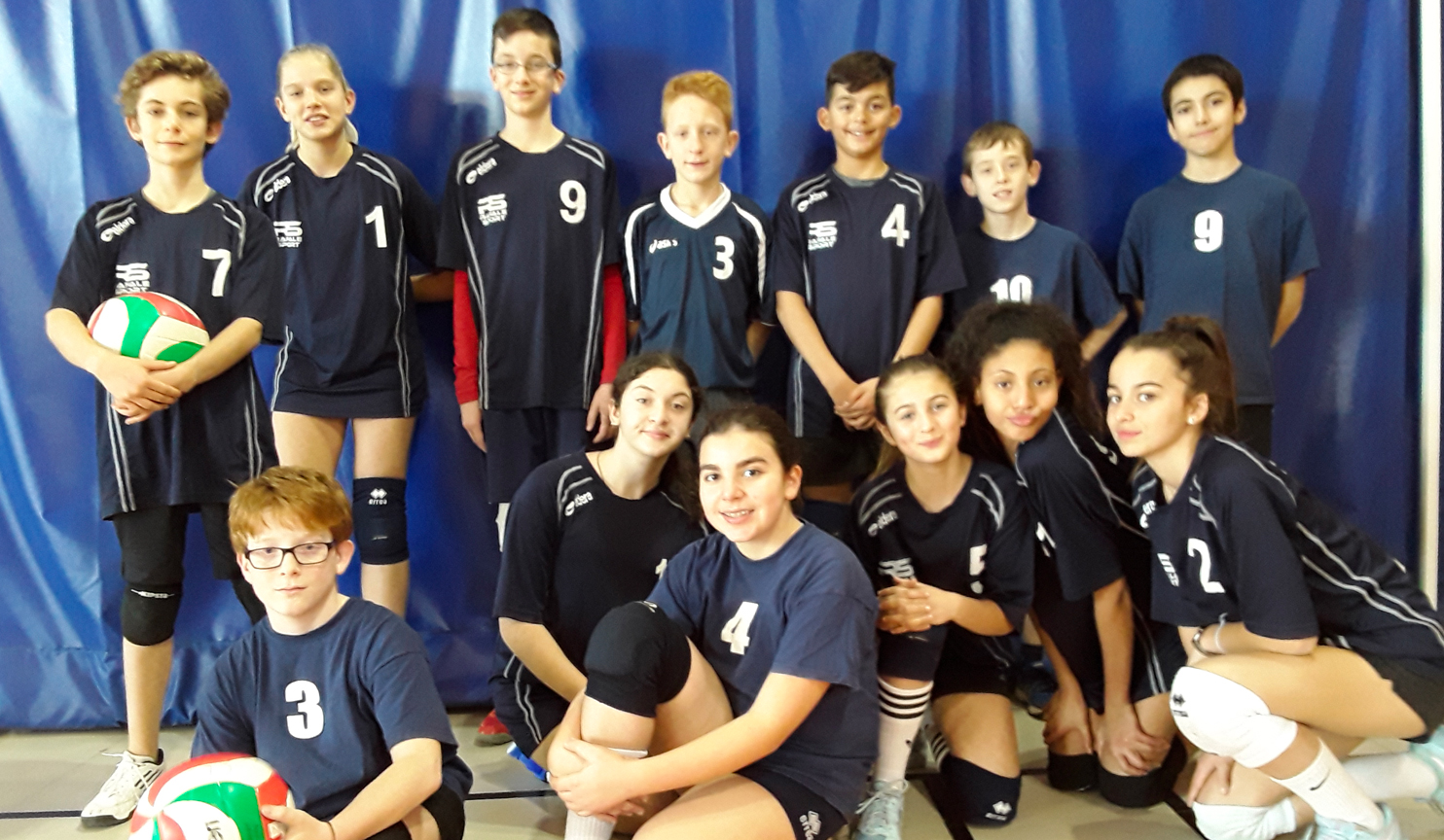 Volley Ball : nos benjamins / benjamines toujours en course