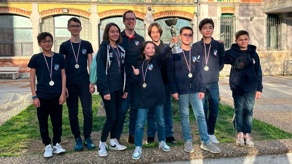 Le Collège Stanislas triomphe au Championnat académique d'Échecs et se qualifie pour la finale nationale